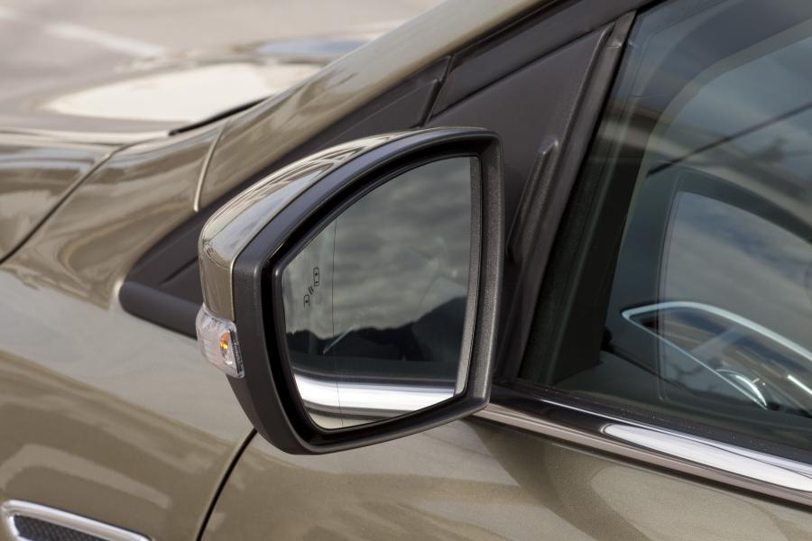  Ford Kuga 2013 года  (фото 9 из 36)